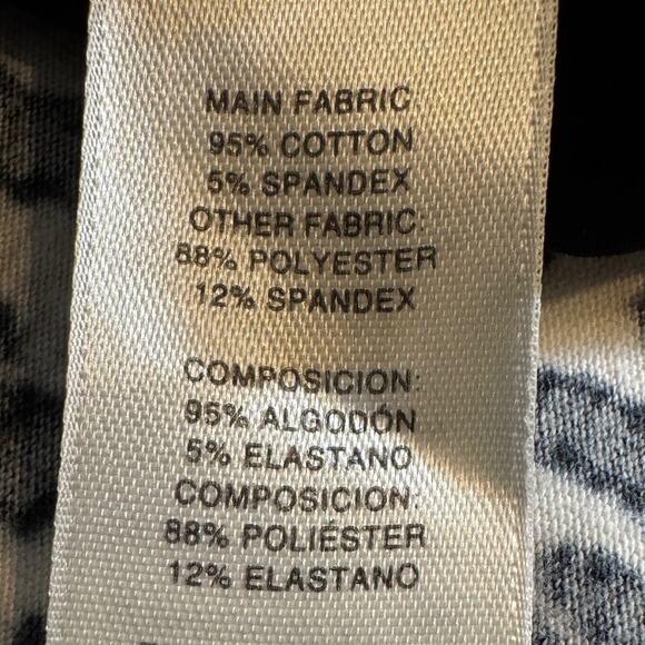 Chico's vest Weekends black & animal print stretch full zip & pockets Sz 2 US L - Picture 8 of 9